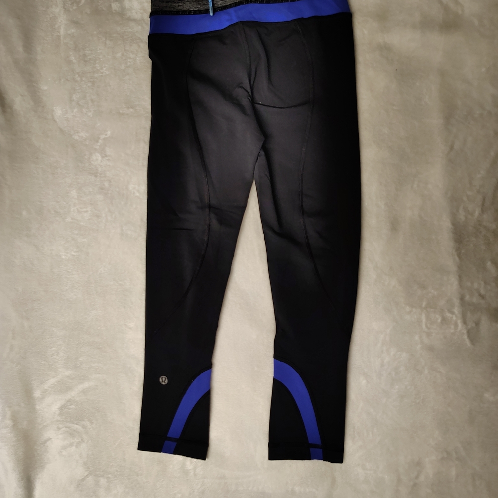 Lululemon Black and Blue Athletic Leggings SZ XS